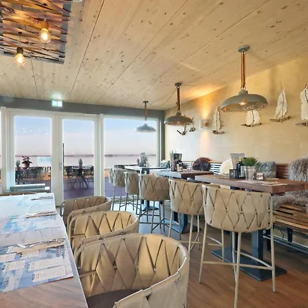 Pet Friendly In Lembruch-duemmer Apartamento